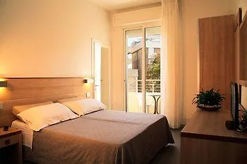 Hotel Bellevue Cattolica 3*,