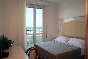 Hotel Bellevue Cattolica 3*,