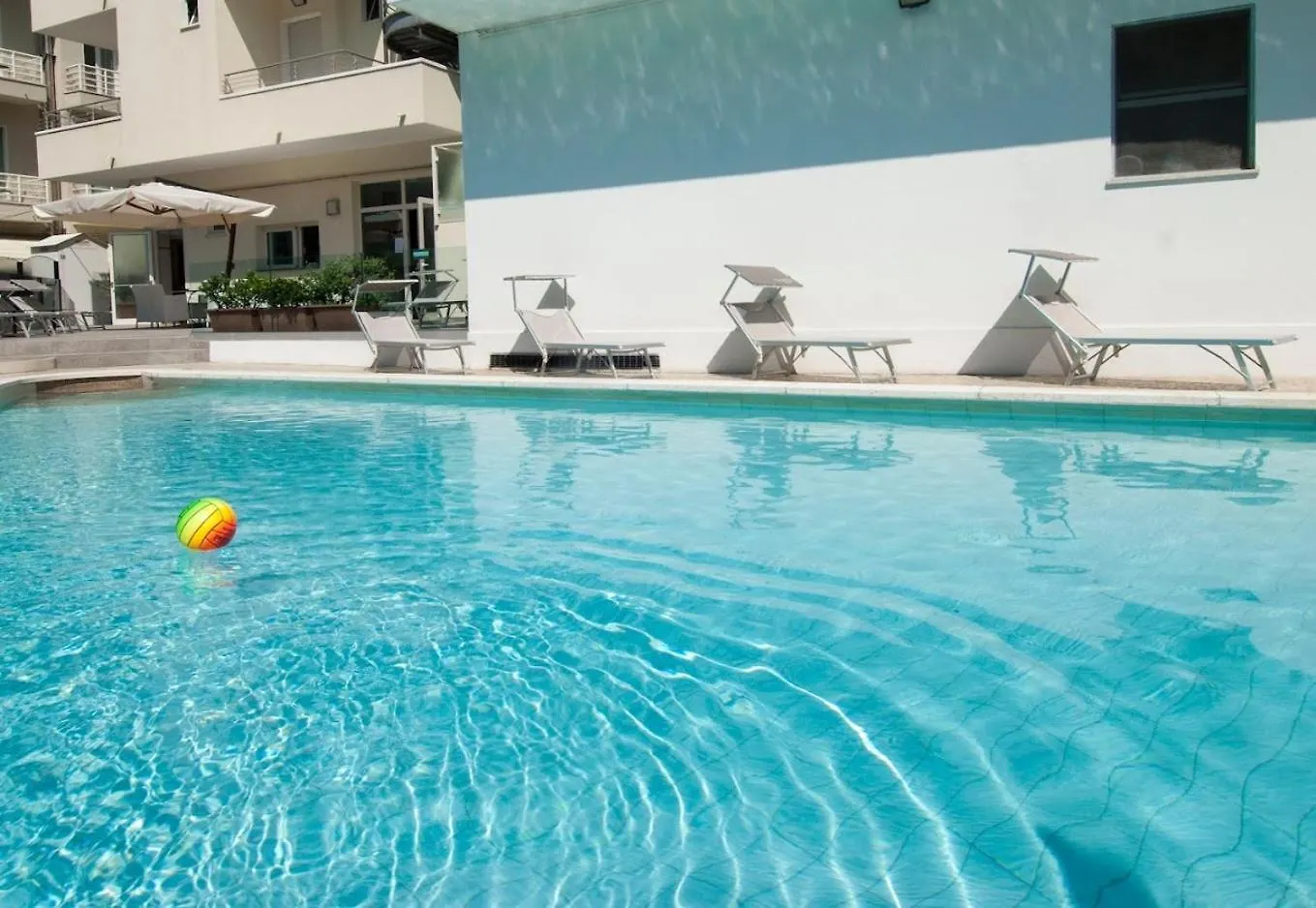 Hotel Bellevue Cattolica 3*,  Italien